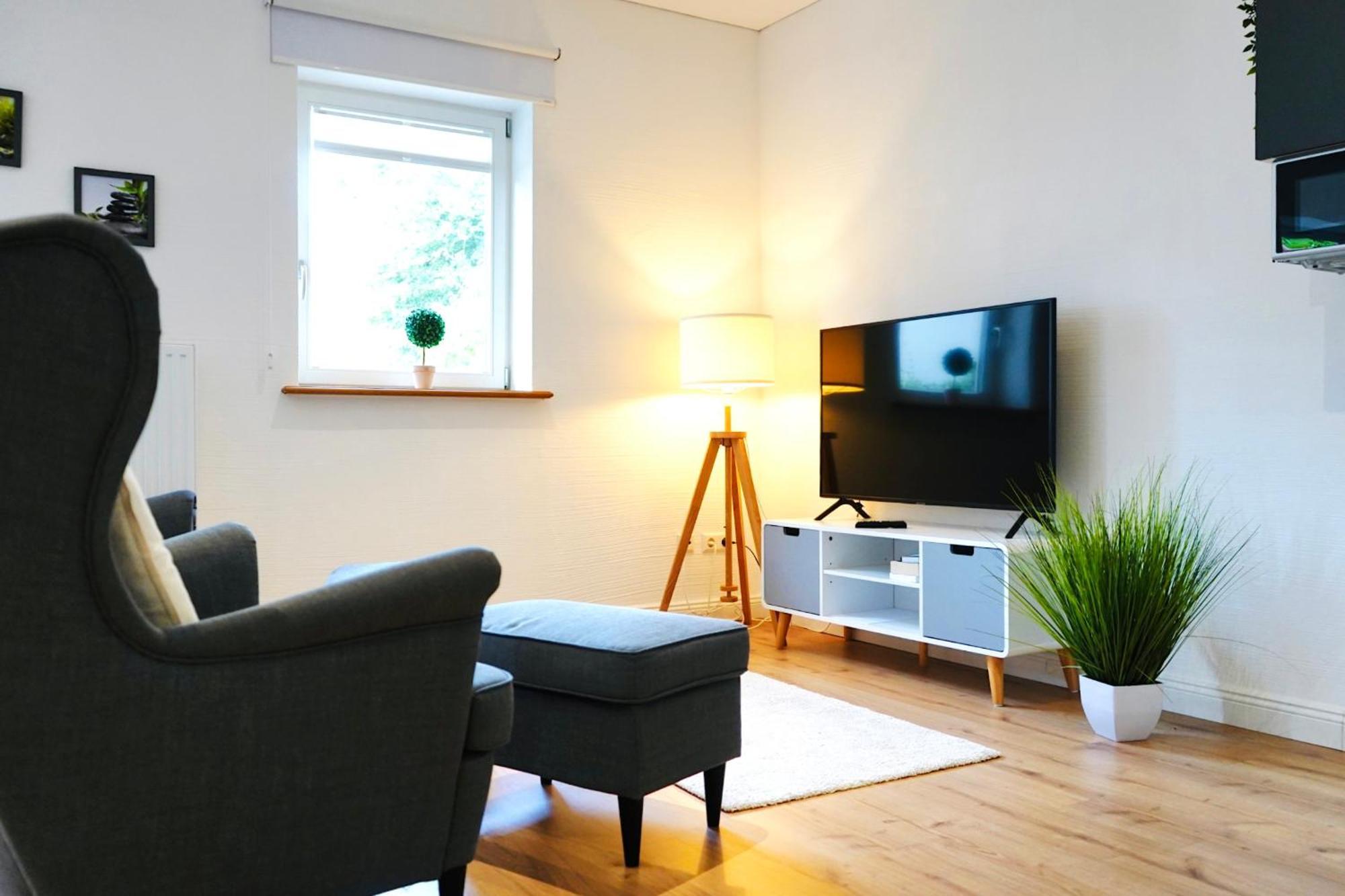 Altstadt Apartment II - Terrasse- Waschmaschine- Parkplatz Wolfsburg Exterior photo