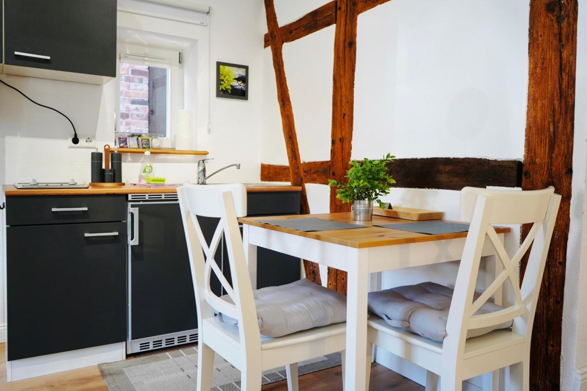 Altstadt Apartment II - Terrasse- Waschmaschine- Parkplatz Wolfsburg Exterior photo